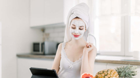 The Step-by-Step Guide: How to Spa-Like Skin at Home with the help of Scrubs
